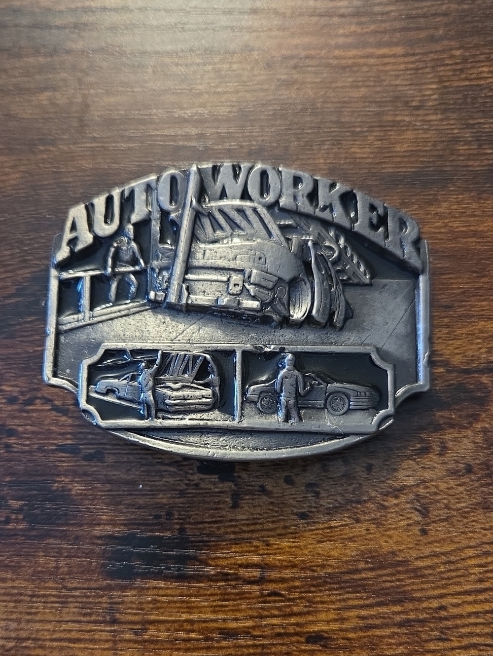 VINTAGE--Siskiyou Belt Buckle - Auto Worker - H89 - 1990